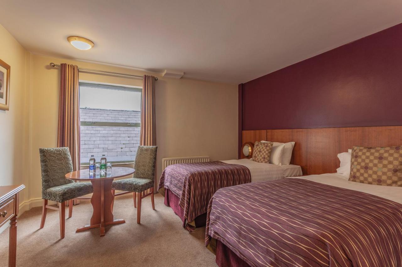 Silverbirch Hotel Omagh Extérieur photo